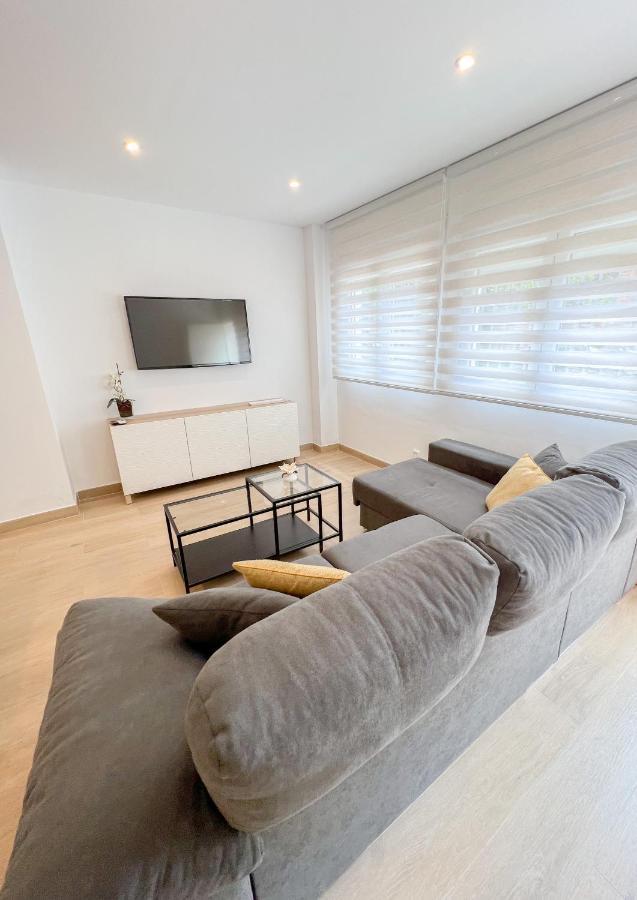 Lovely Flat Torremolinos Center 2 Bedrooms ภายนอก รูปภาพ